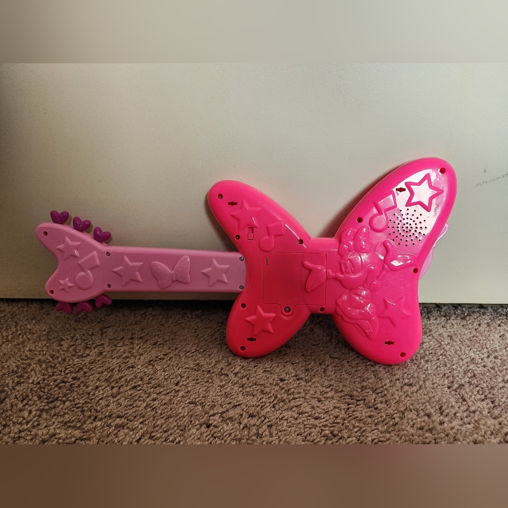 Disney Minnie Mouse Rocking Guitar - Picture 2 of 2